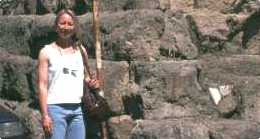 Dr. Long, Republican city wall in back of the Aventine hill, 
Rome, June 2000, photo B. LaForse